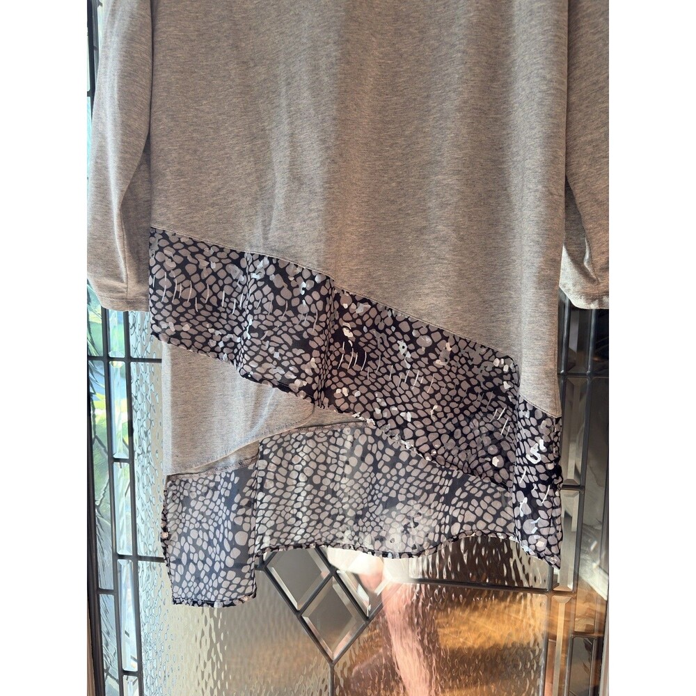 Vecceli Italy Woman's Tunic Size L/XL Slit Side Gray‎ Luxury Comfort